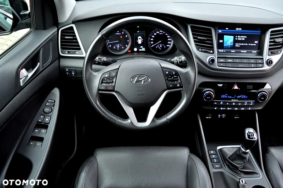 Hyundai Tucson 1.6 GDI BlueDrive Style 2WD - 23