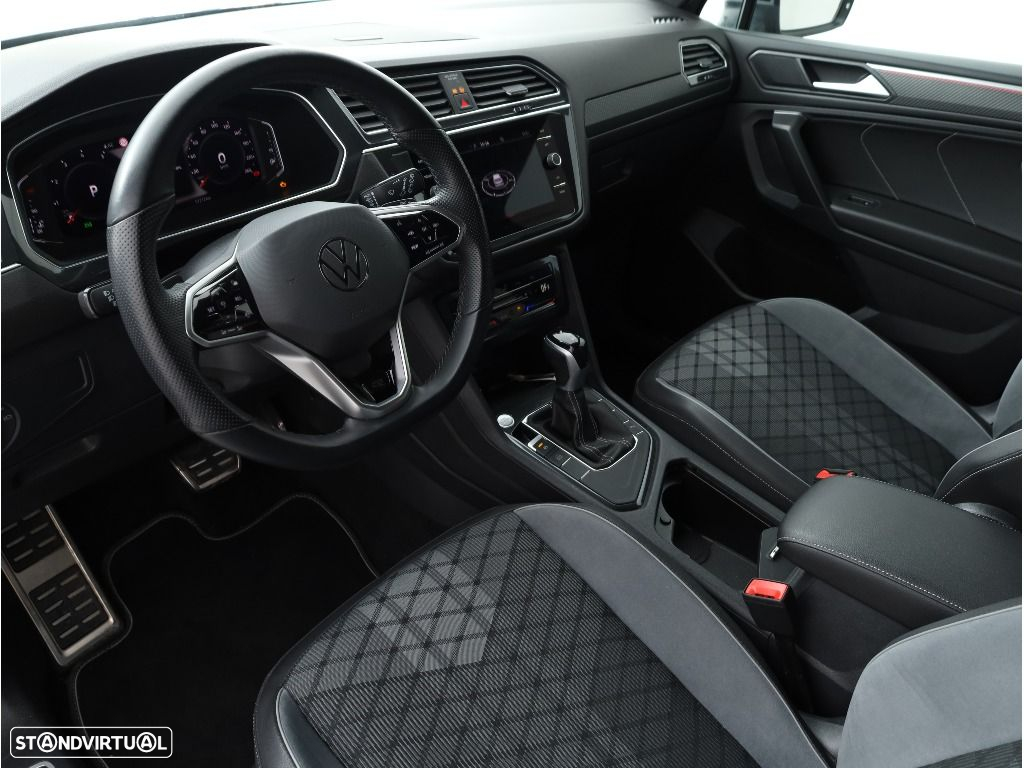 VW Tiguan Allspace 1.5 TSI R-Line DSG - 26