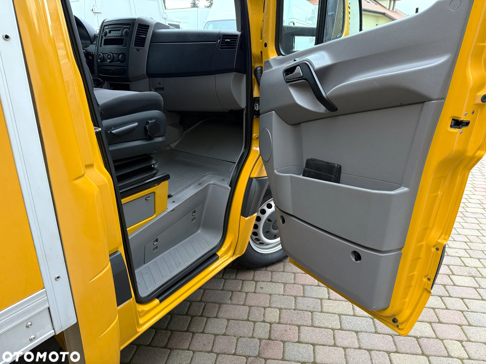 Volkswagen Crafter Izoterma Winda - 17