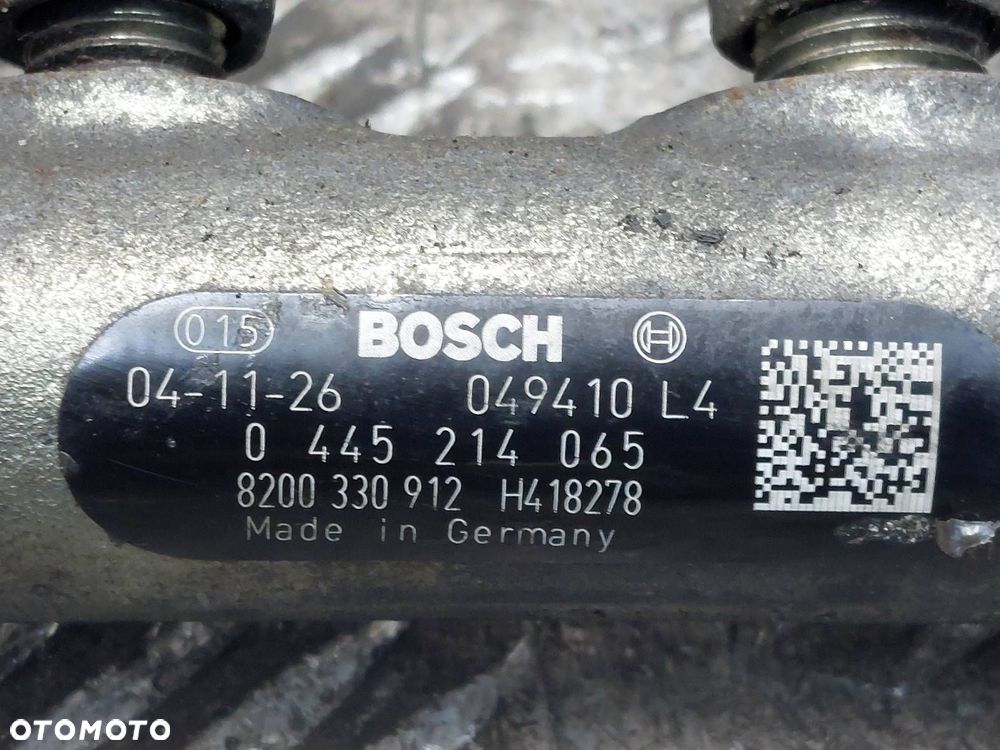 POMPA WTRYSKOWA + WTRYSKIWACZE LAGUNA II 1.9 DCI 8200055072 8200100272 - 8