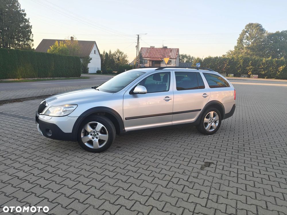 Skoda Octavia 2011 photo 4