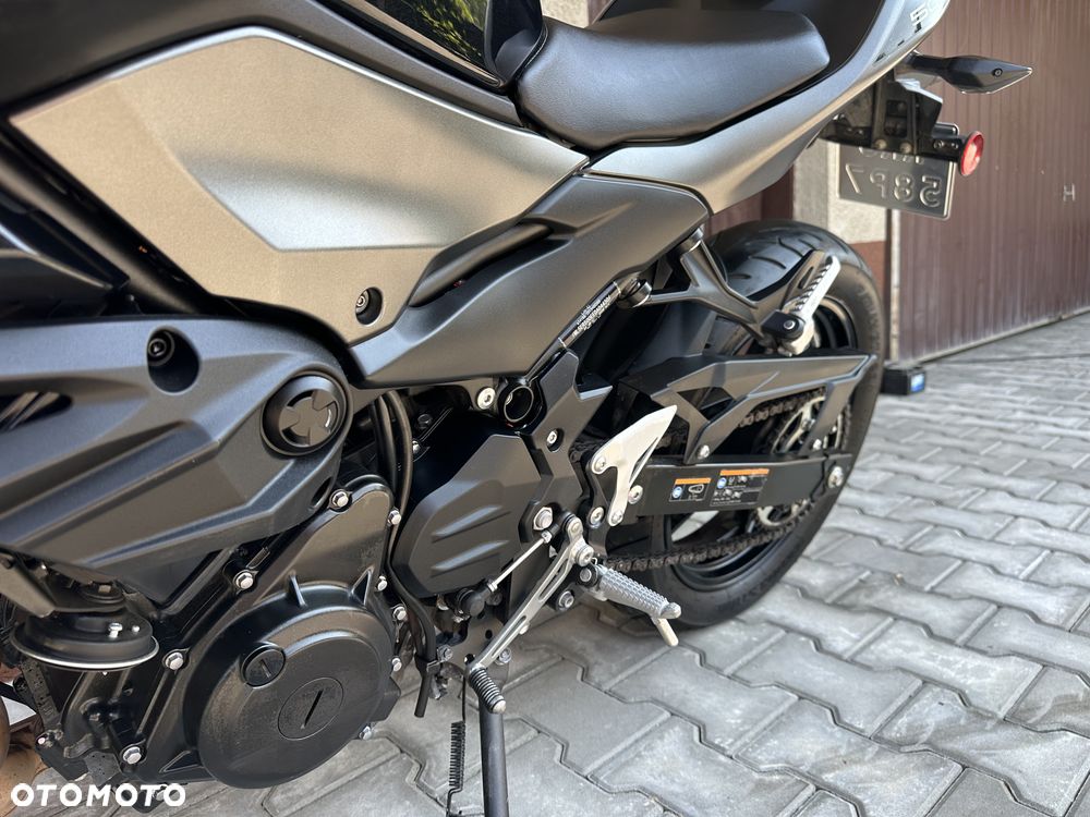 Kawasaki Z - 33