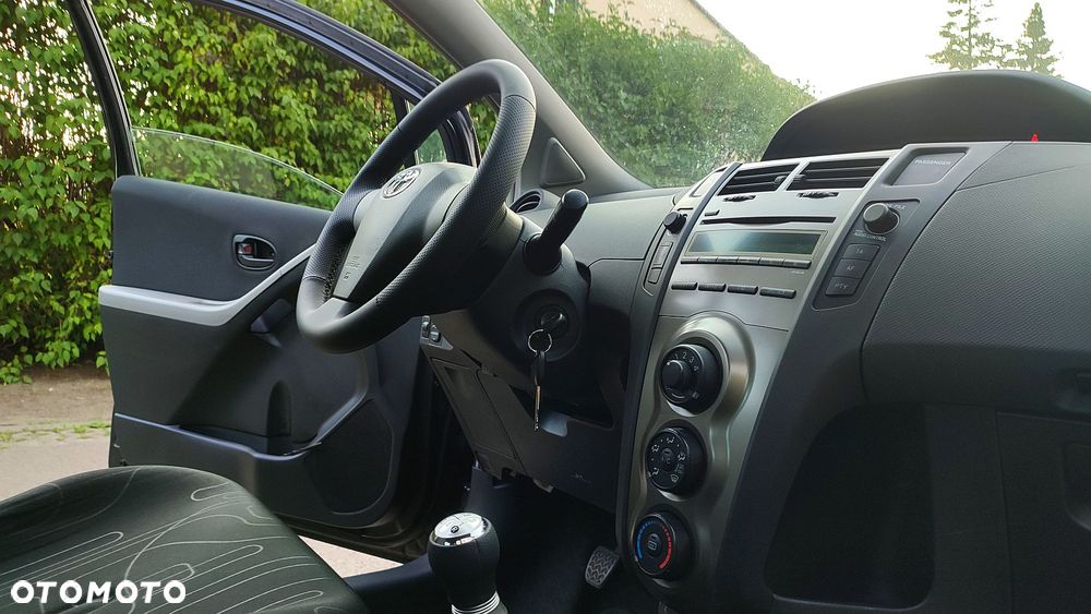 Toyota Yaris 1.0 VVT-i Edition - 34