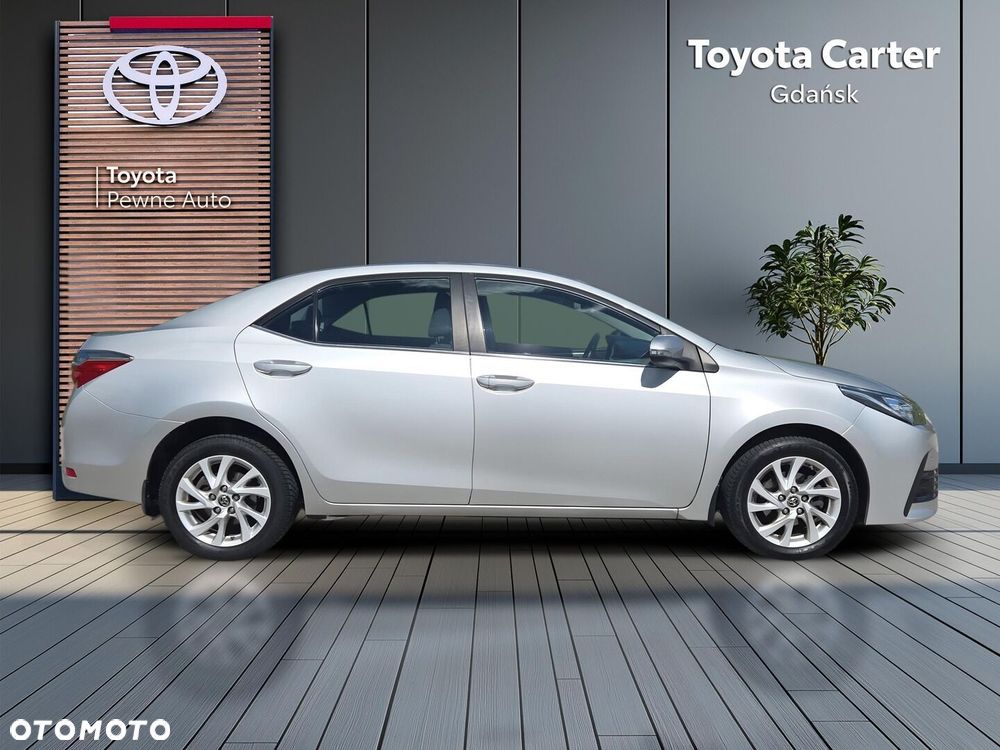 Toyota Corolla - 7