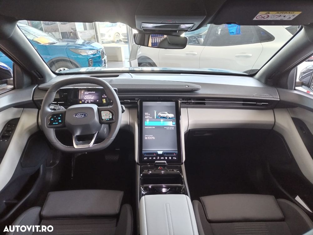 Ford Explorer RWD 77 kWh Extended Range Premium - 10