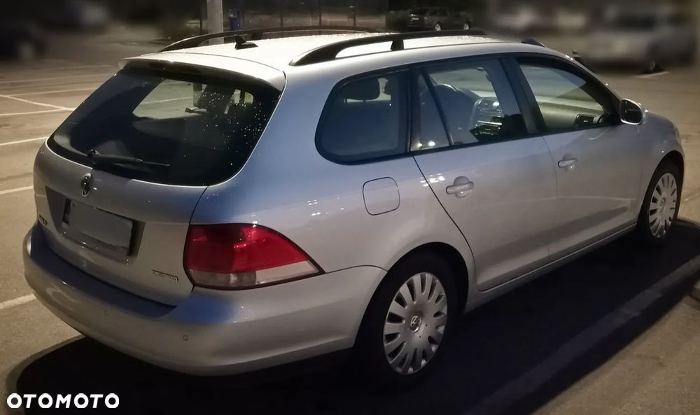 Volkswagen Golf 1.9 TDI DPF Trendline BlueMotion - 2
