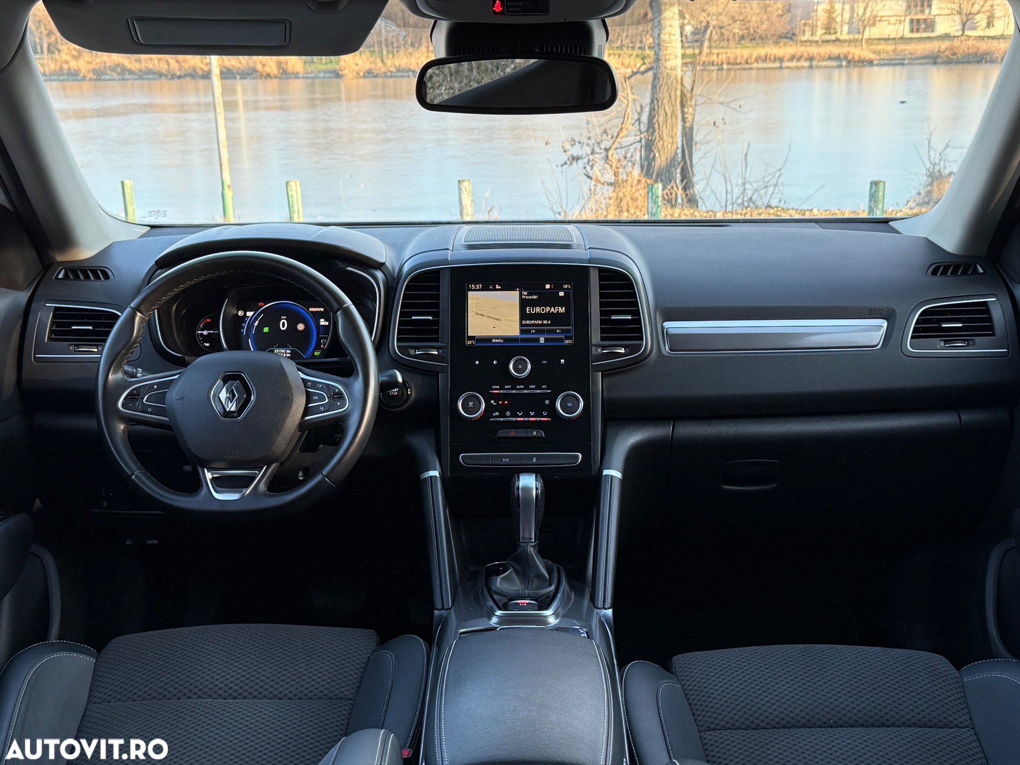 Renault Koleos ENERGY dCi 175 X-tronic LIMITED - 24