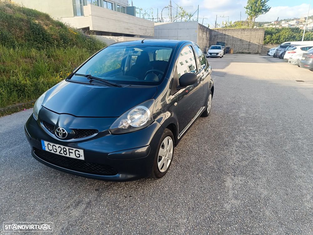 Toyota Aygo City - 11