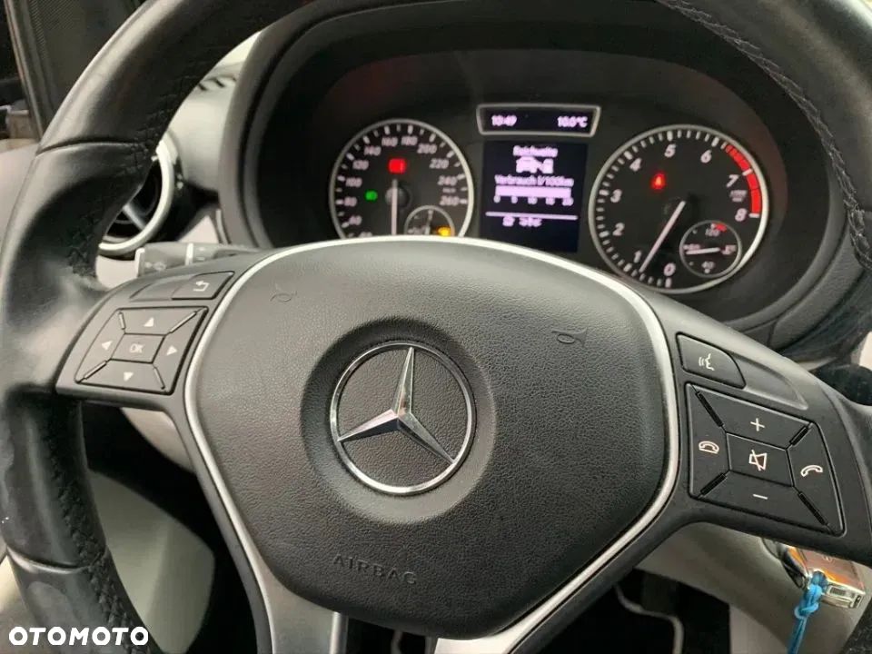 Mercedes-Benz Klasa B 180 - 20