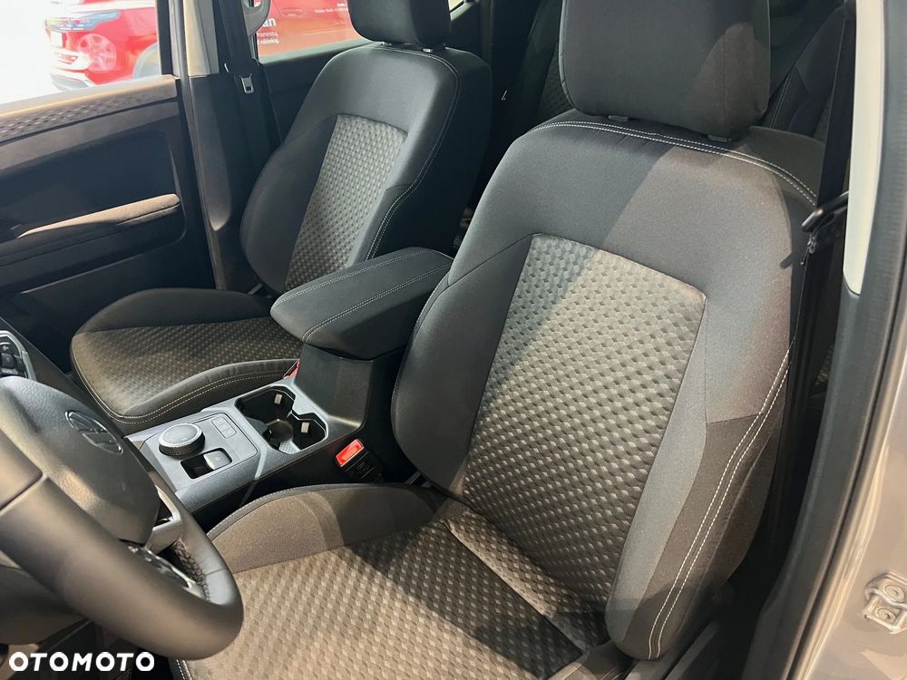 Volkswagen Amarok - 9