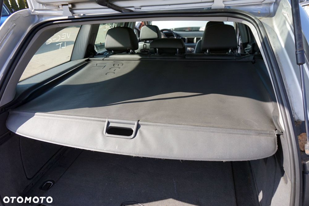 ROLETA BAGAŻNIKA VECTRA C LIFT KOMBI  OPEL 2005-2008 - 3