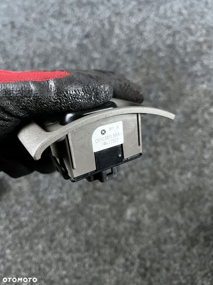 panel przełącznik szyb chrysler pt cruiser 74677922 - 7