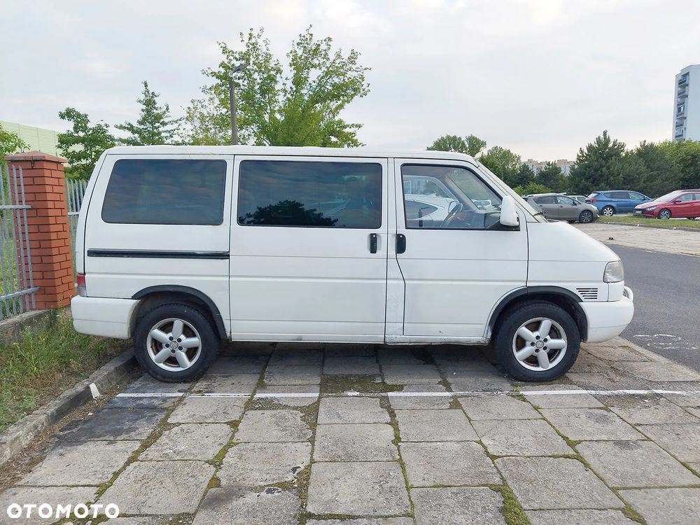 Volkswagen Transporter - 22