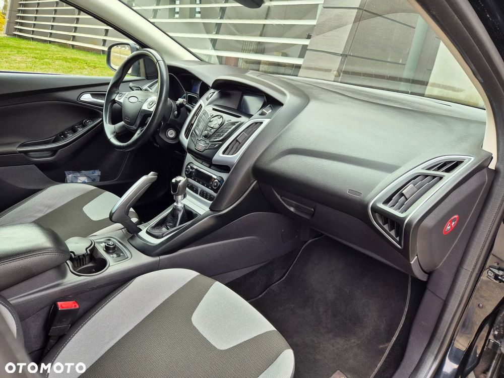 Ford Focus 1.0 EcoBoost Start-Stopp-System Champions Edition - 19