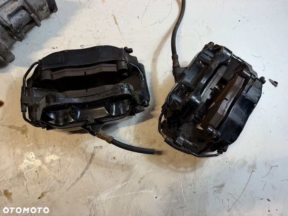 Zaciski hamulcowe BMW e38 przód Brembo bardzo Dobry stan ! - 3