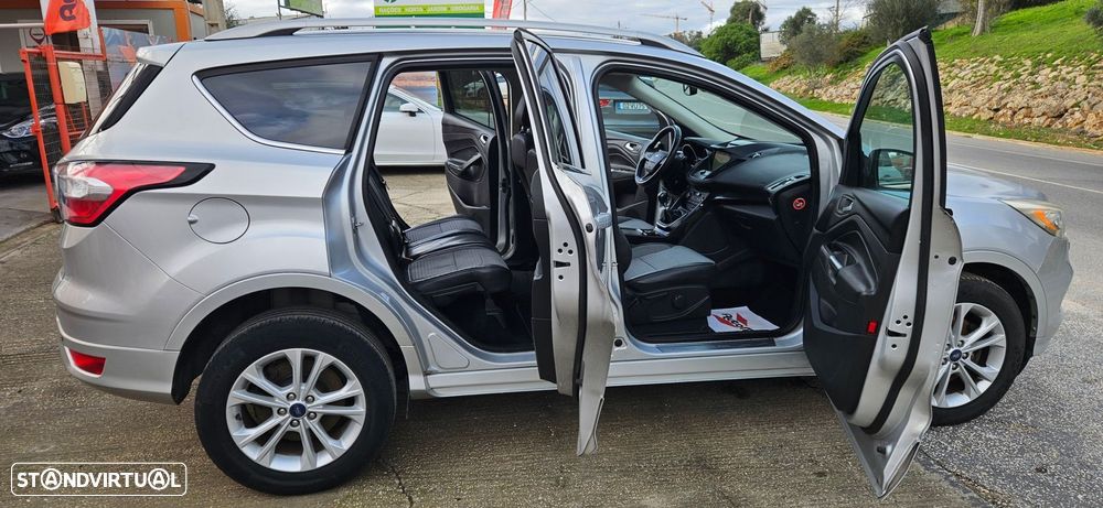 Ford Kuga 1.5 TDCi Titanium - 2