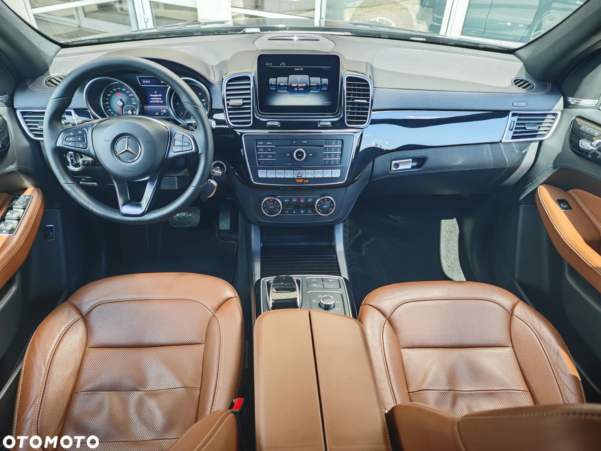 Mercedes-Benz GLE 350 d 4-Matic - 16
