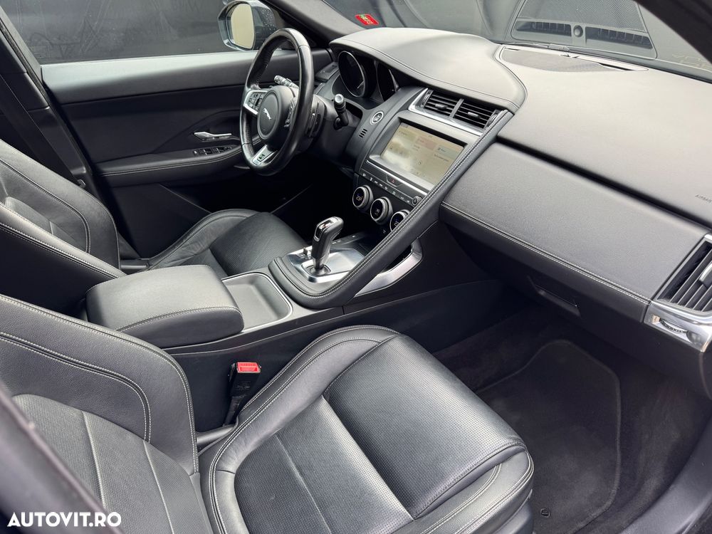 Jaguar E-Pace D150 AWD Aut. R-Dynamic S - 11