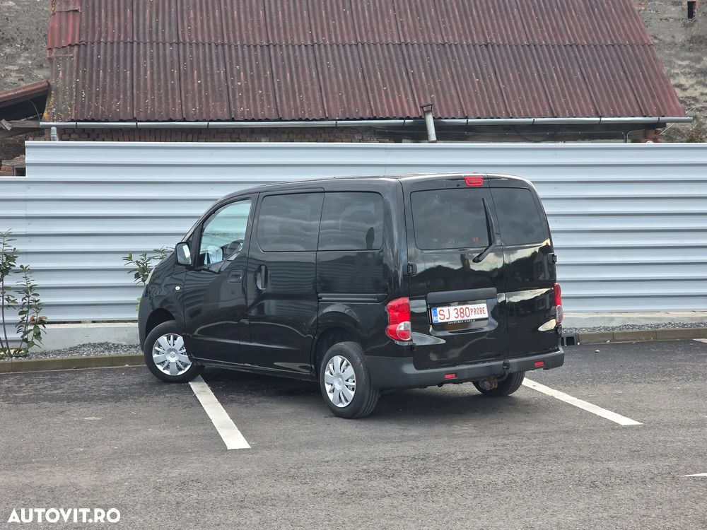 Nissan NV200 - 16