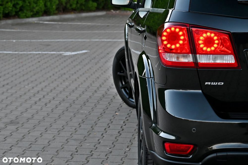 Fiat Freemont 2.0 Multijet Black Code AWD - 17