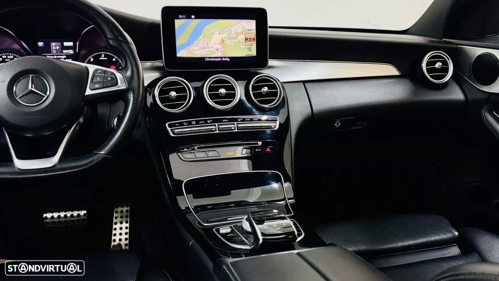 Mercedes-Benz C 300 h AMG Line - 32