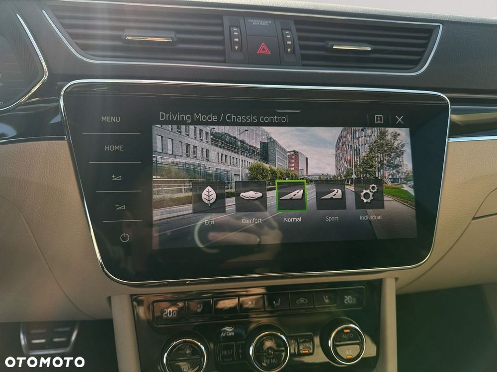 Skoda Superb 2.0 TSI 4x4 L&K DSG - 23