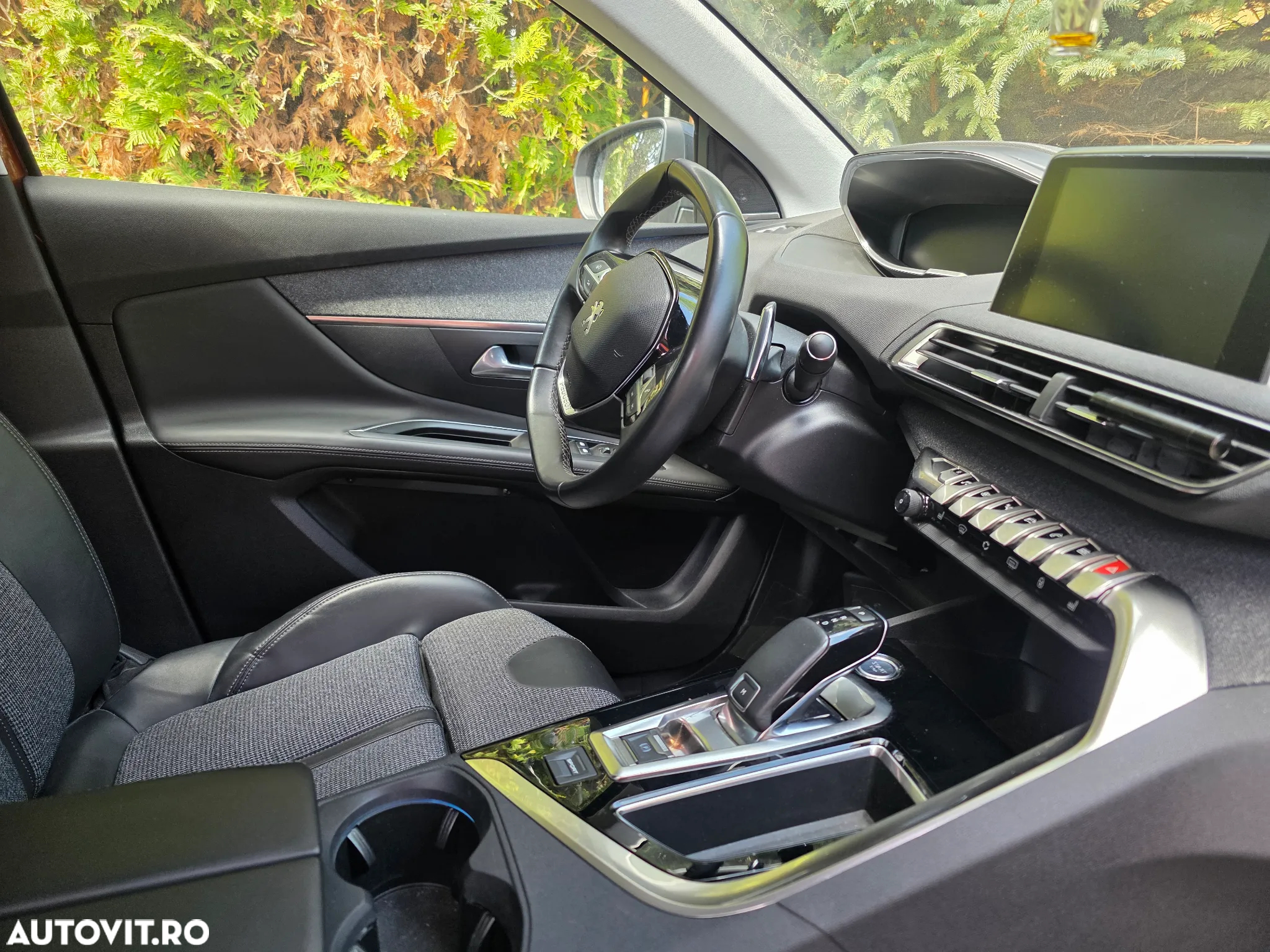 Peugeot 3008 PureTech 130 Stop & Start EAT6 Allure - 10