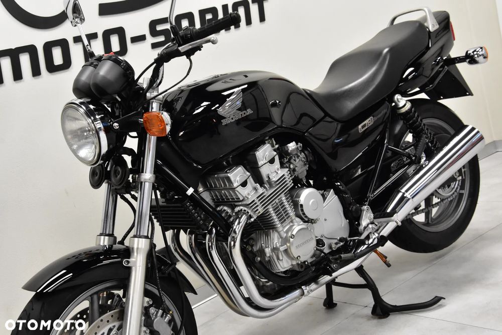 Honda CB - 9