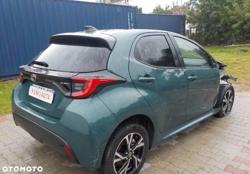 Toyota Yaris - 11