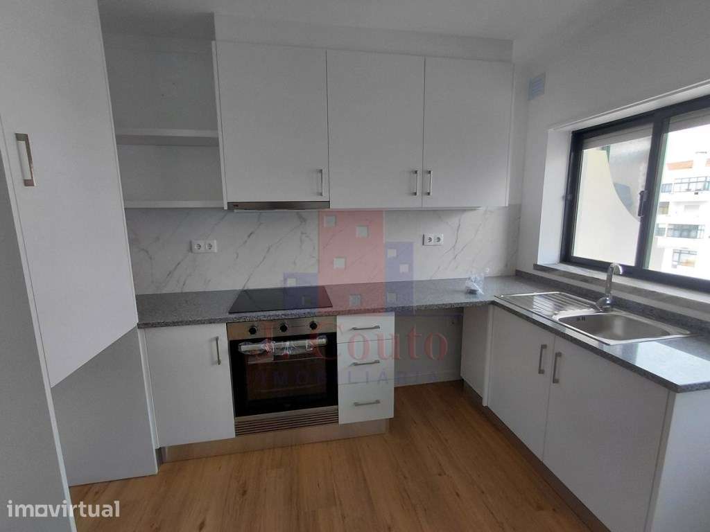 Apartamento T2 em Caldas da Rainha - Grande imagem: 3/22