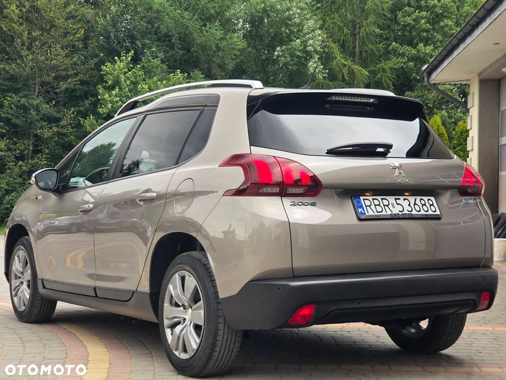 Peugeot 2008 PureTech 82 Style - 12