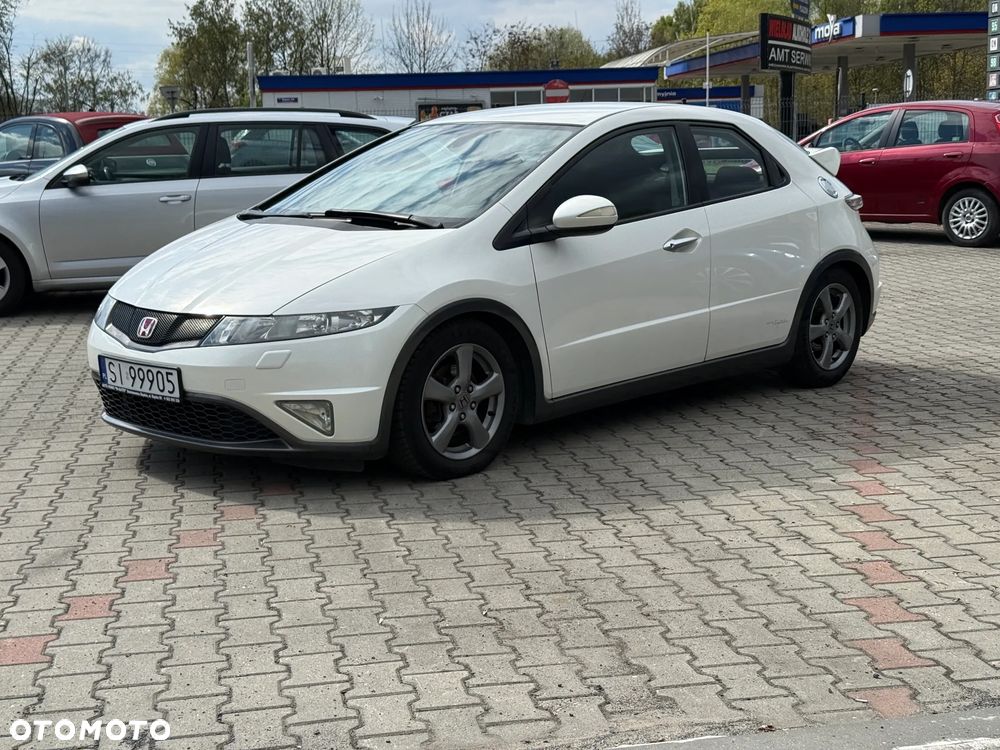 Honda Civic 1.8i-VTEC Sport