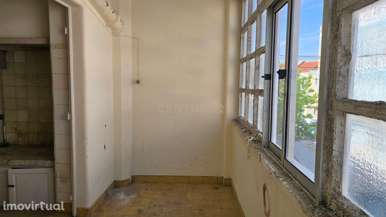 T2 com Sotão para reabilitação Falagueira, Amadora. - Grande imagem: 5/23