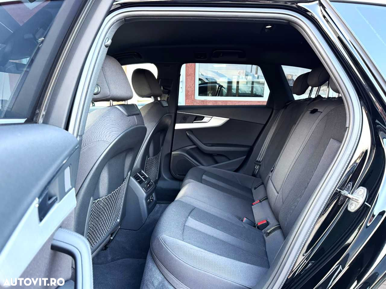 Audi A4 - 18