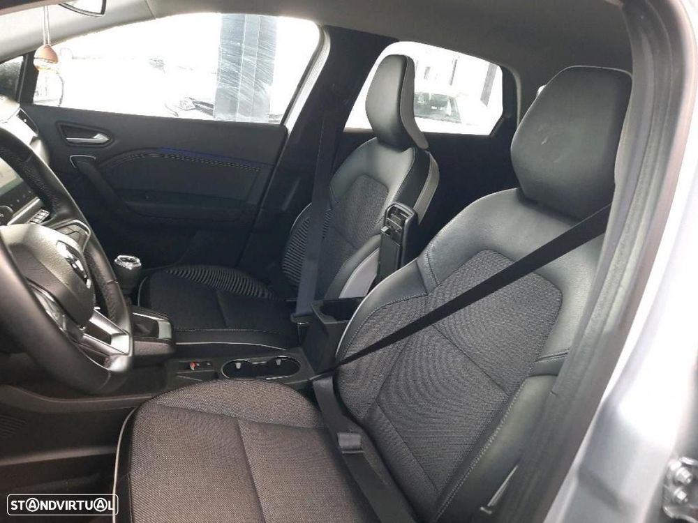 Renault Captur 1.0 TCe Techno Bi-Fuel - 3