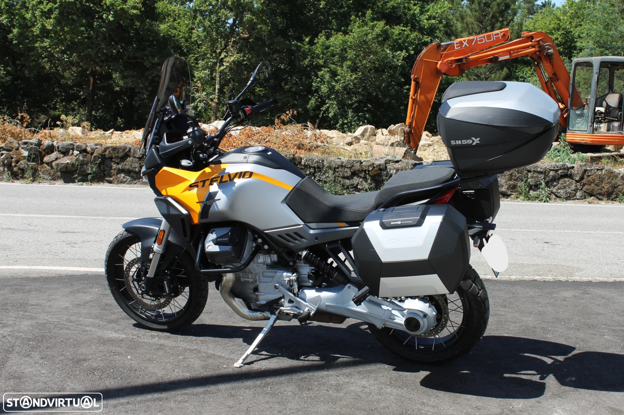 Moto Guzzi Stelvio 1000 - 25