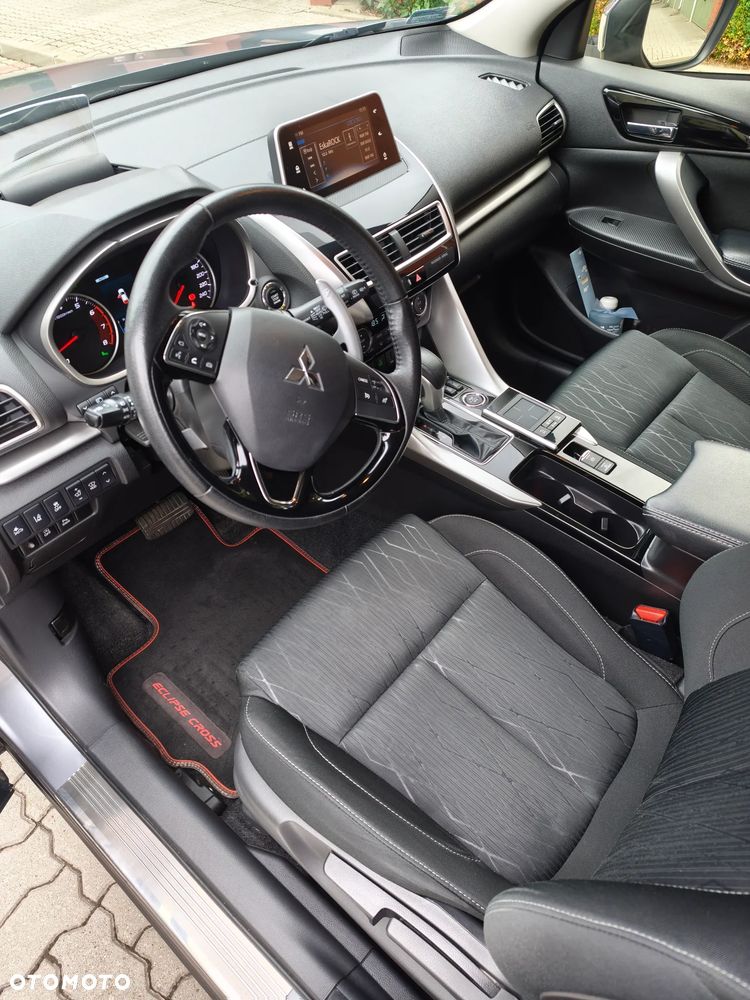 Mitsubishi Eclipse Cross 1.5 T GPF Intense Pro CVT 4WD - 4