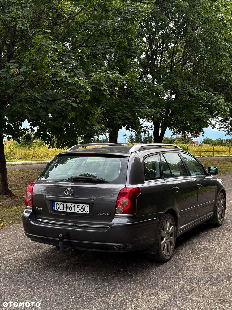 Toyota Avensis 2.0 D-4D - 2