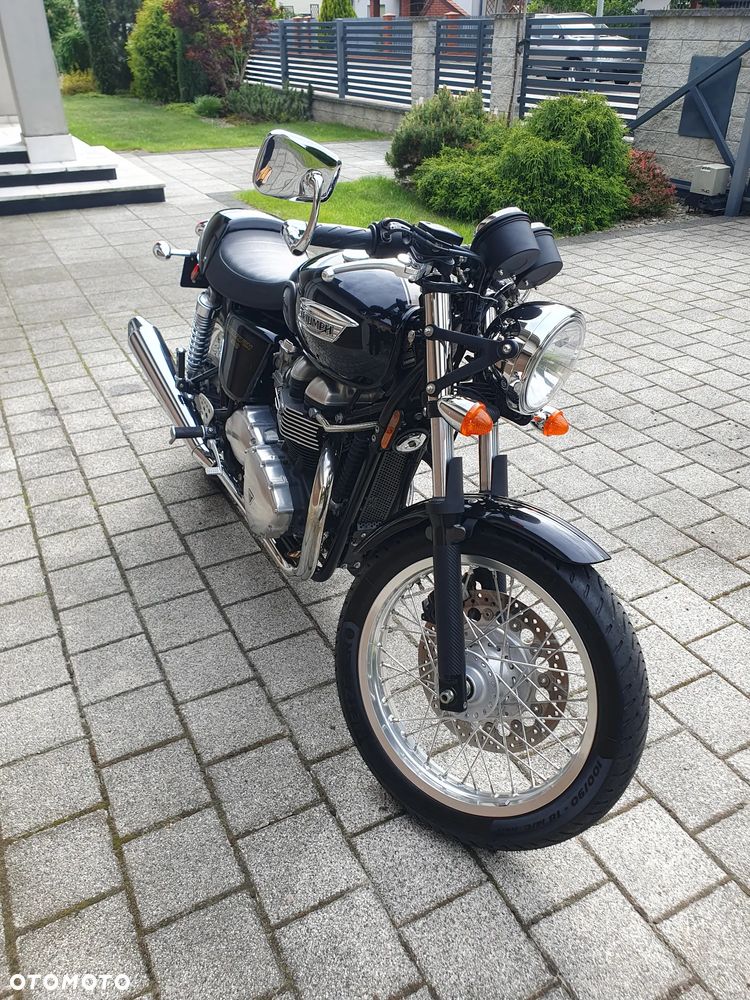Triumph Thruxton - 20