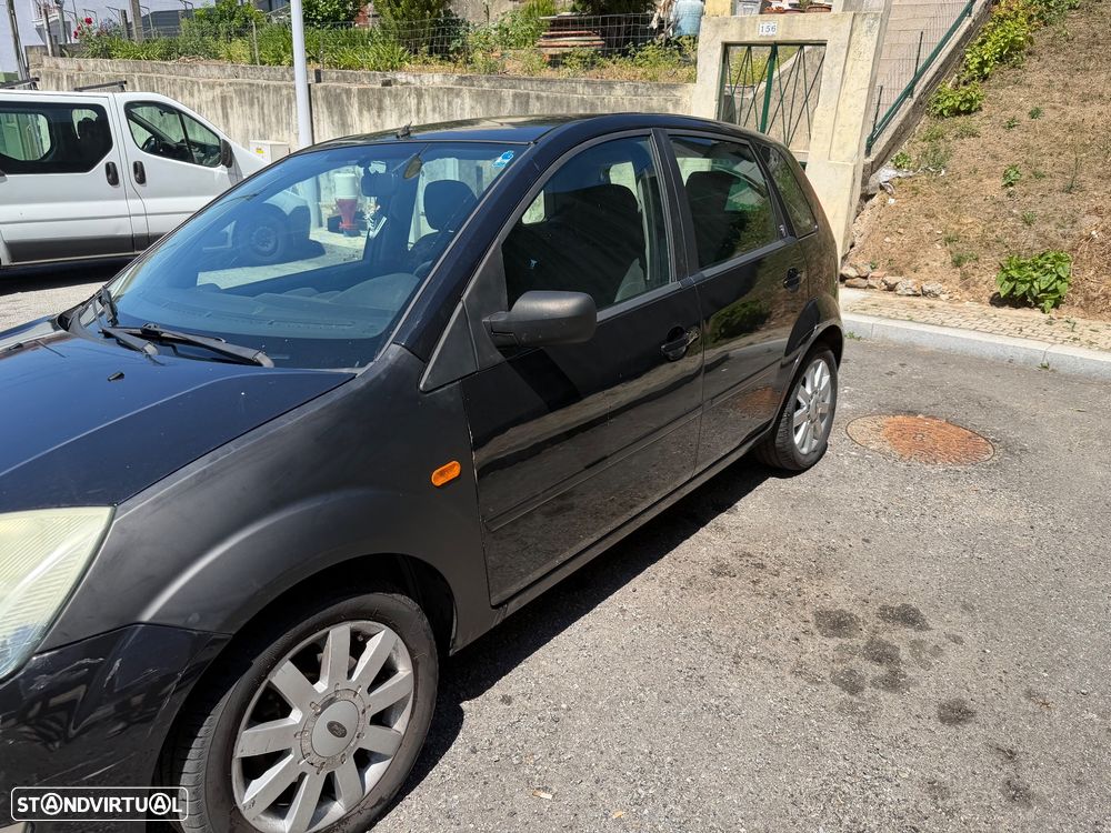 Ford Fiesta - 4