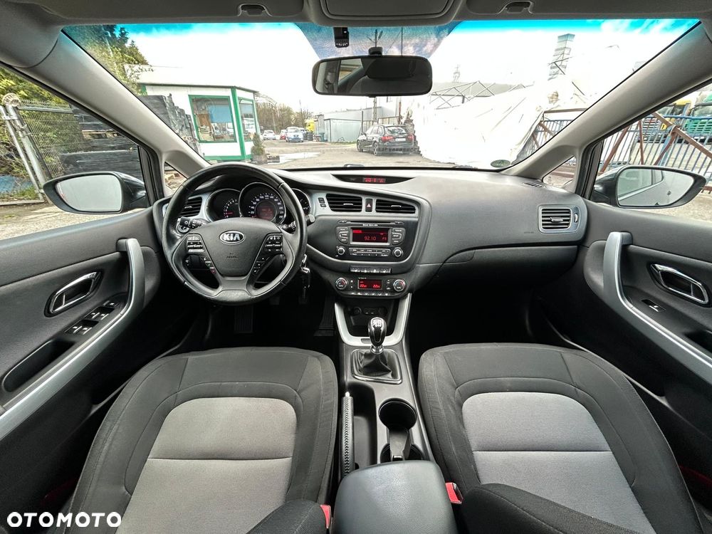 Kia Ceed 1.4 CVVT Vision - 23