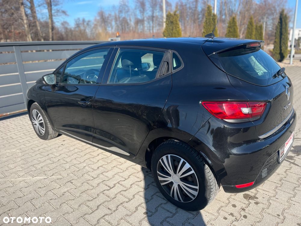 Renault Clio 1.2 16V Authentique - 13