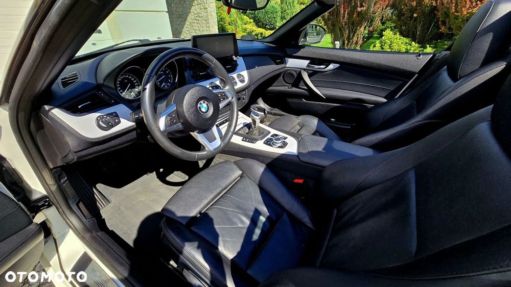 BMW Z4 sDrive23i - 15