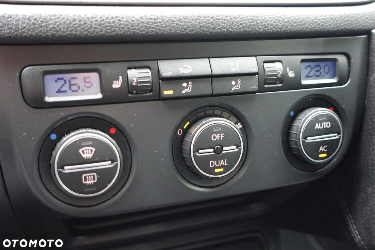 Volkswagen Tiguan - 12