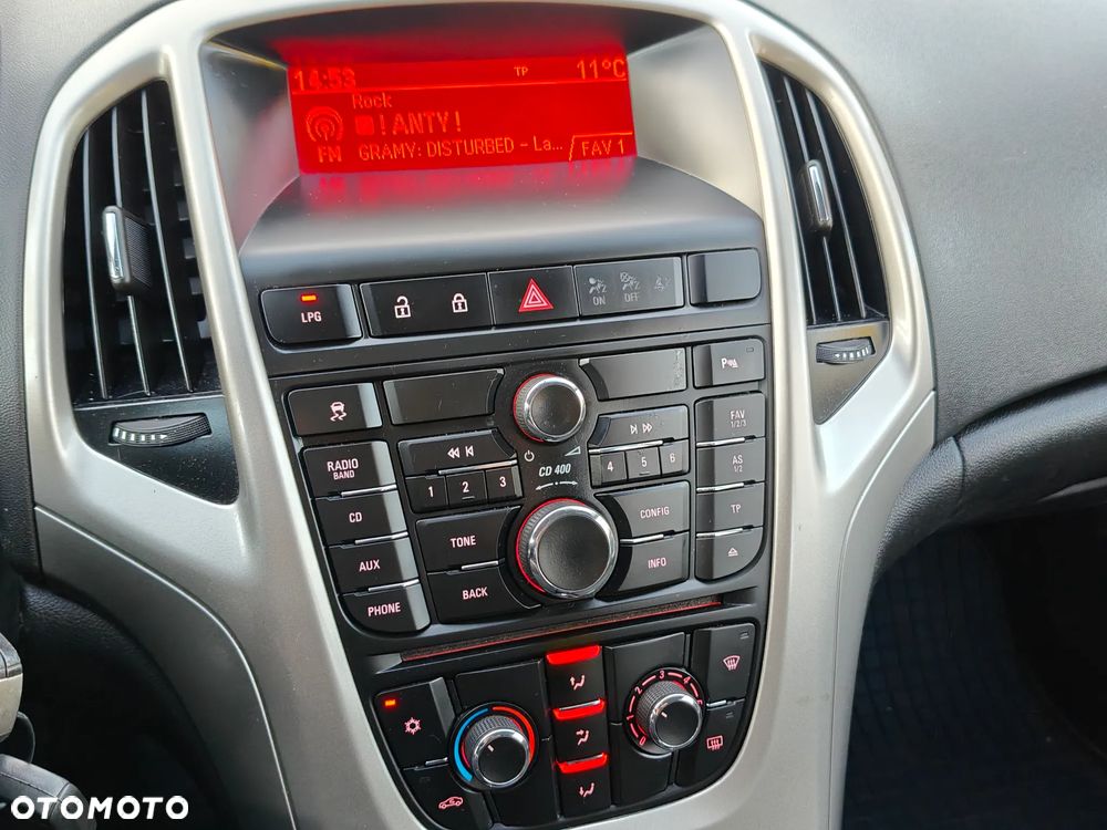 Opel Astra 1.8 Enjoy - 24