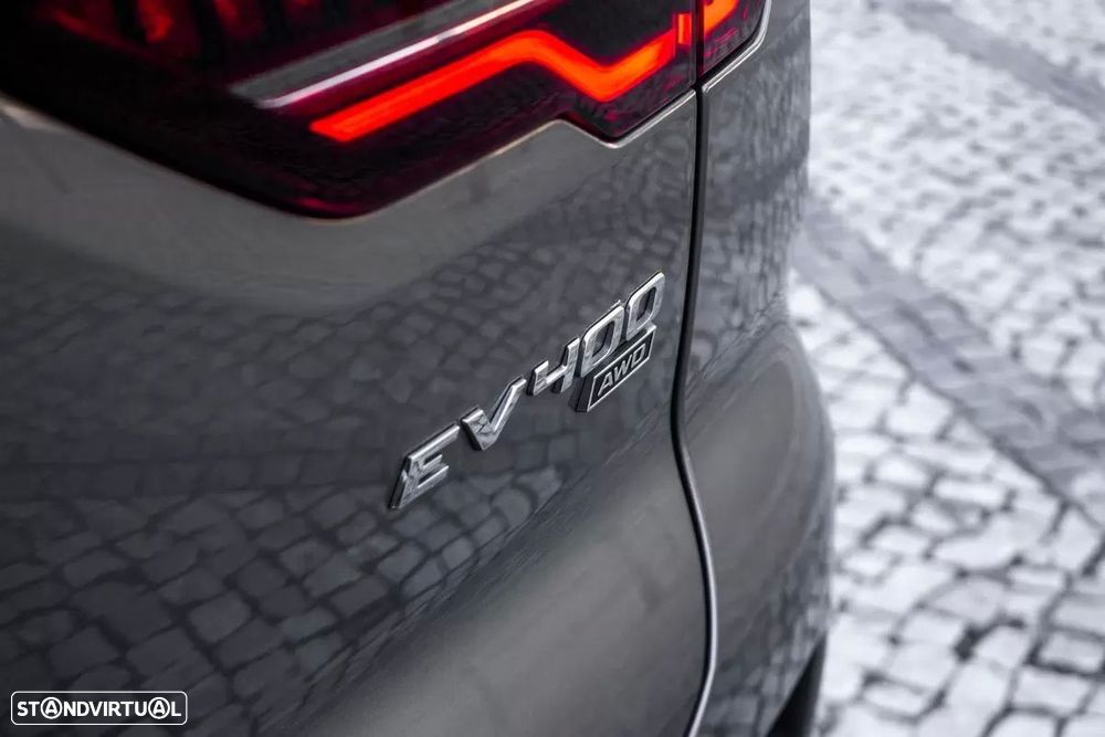 Jaguar I-Pace - 8