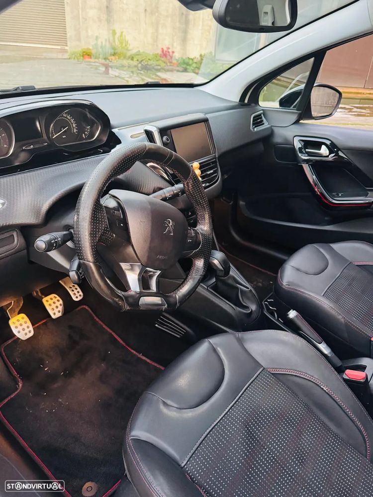 Peugeot 208 1.6 BlueHDi GT Line - 8