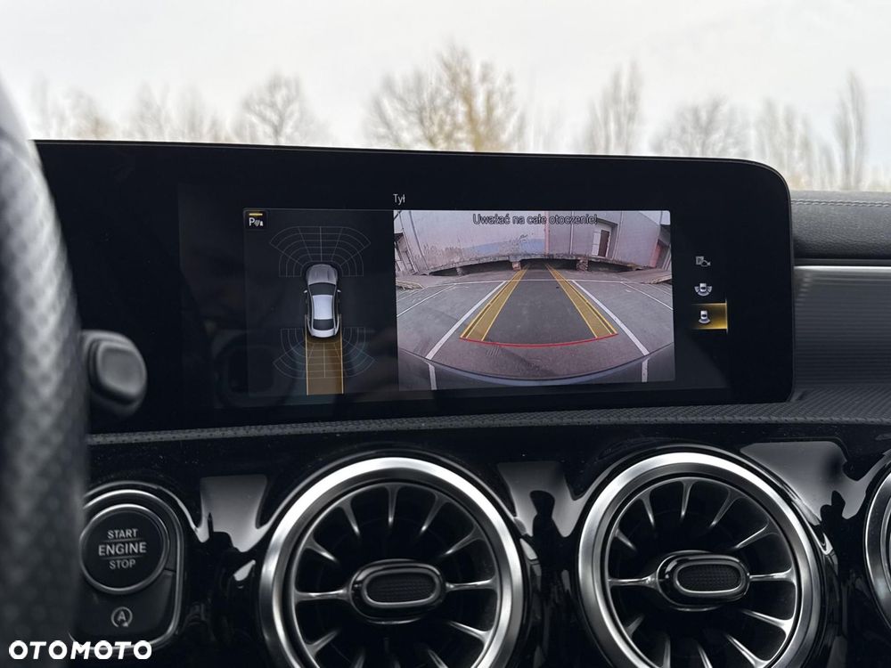 Mercedes-Benz CLA - 26