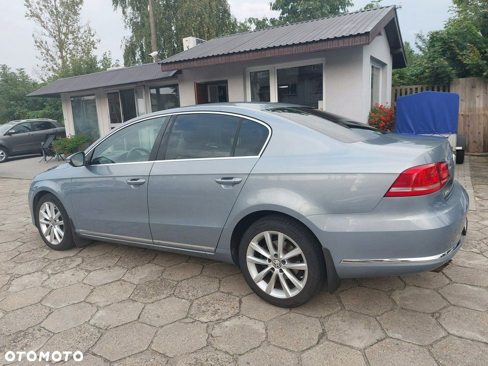 Volkswagen Passat - 5