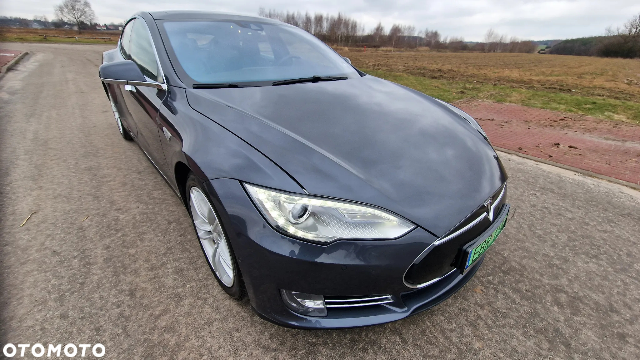 Tesla Model S Long Range Plus - 18